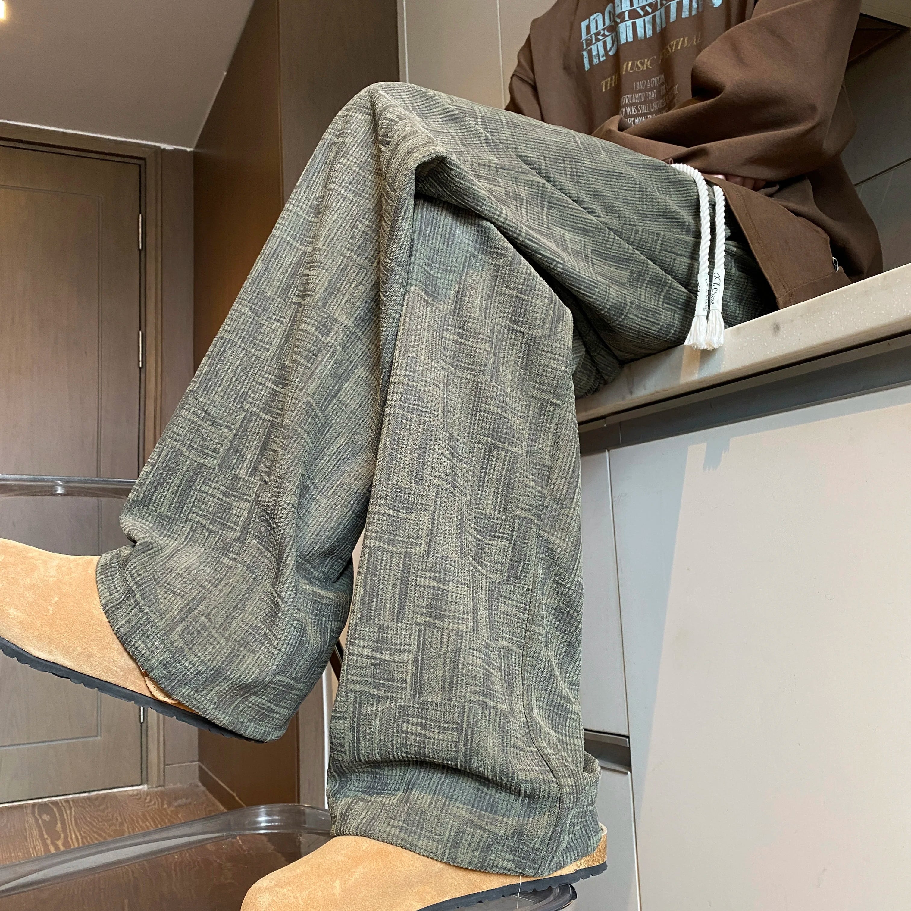 Corduroy Casual Pants For Men 2024 NEW Autumn Style American Fit Loose Fit Leg Sweatpants Personality trend Straight Leg Pants