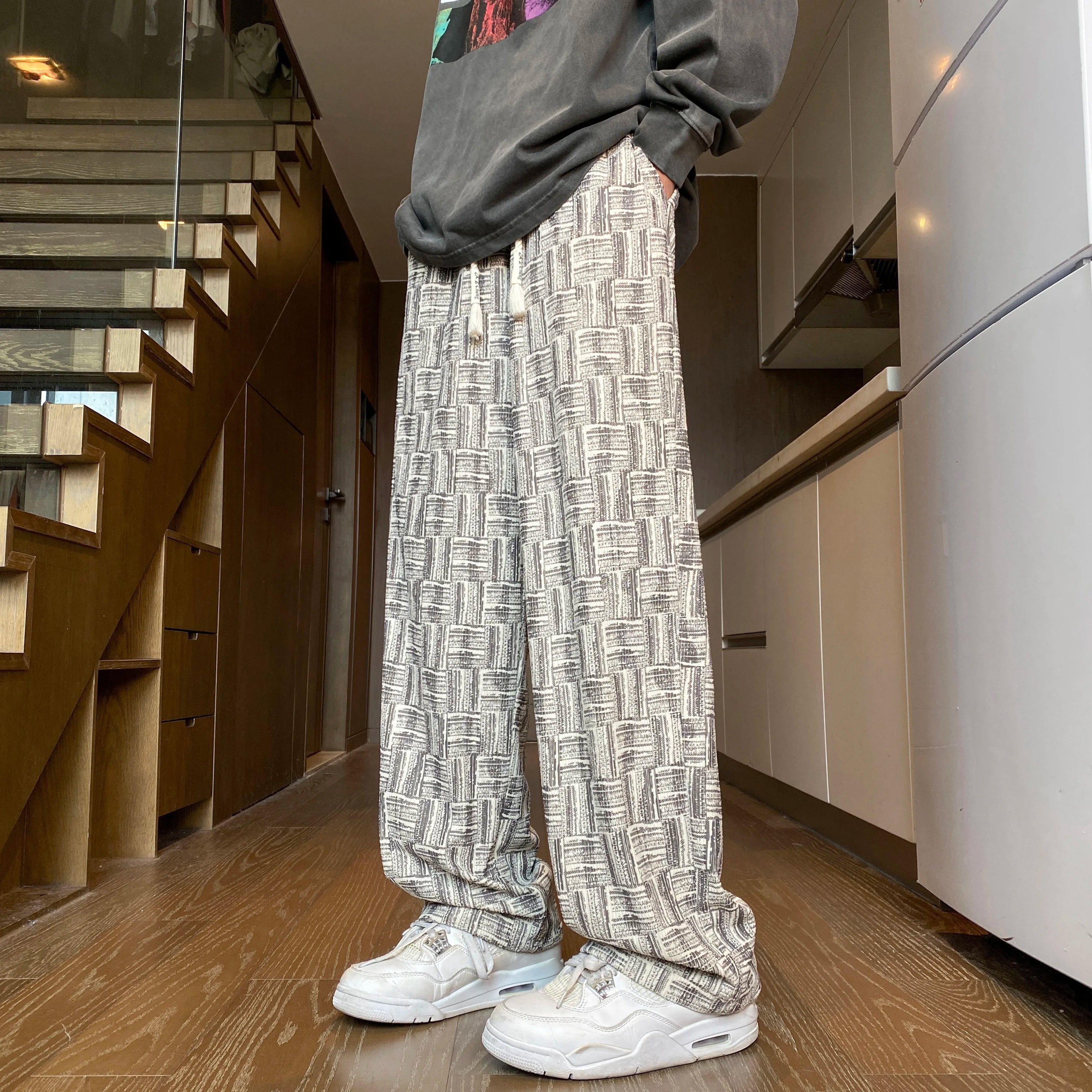 Corduroy Casual Pants For Men 2024 NEW Autumn Style American Fit Loose Fit Leg Sweatpants Personality trend Straight Leg Pants